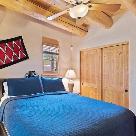 Kiva - Stunning Lovely With Kiva Fireplace, Walk To The Plaza And The Railyard * Santa Fe