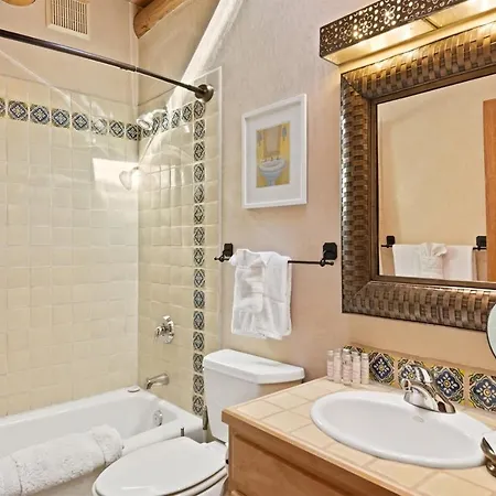 Kiva - Stunning Lovely With Kiva Fireplace, Walk To The Plaza And The Railyard Santa Fe